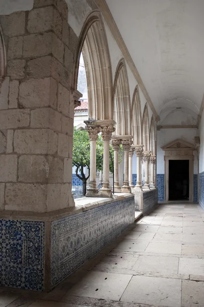 O claustro do mosteiro Batalha, Portugal . — Fotografia de Stock