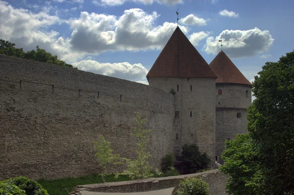 Savunma duvarı. Tallinn müstahkem duvar. — Stok fotoğraf