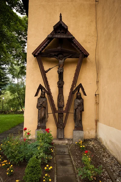 Eglise de Kroscienko sur le Dunajec, Pologne . — Photo