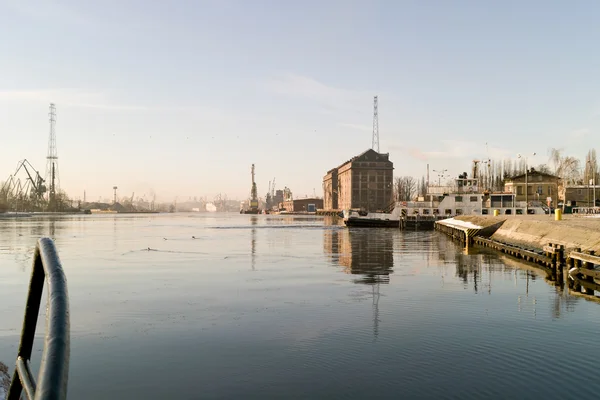 Schöne Aussicht auf den Hafen. — Stockfoto