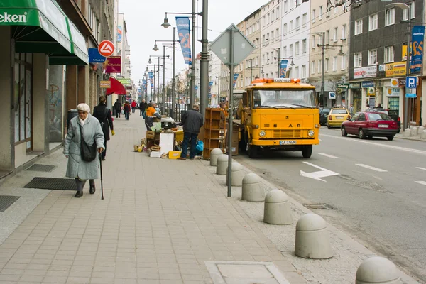 Cleaning unnecessary items in Gdynia. — Stock Photo, Image