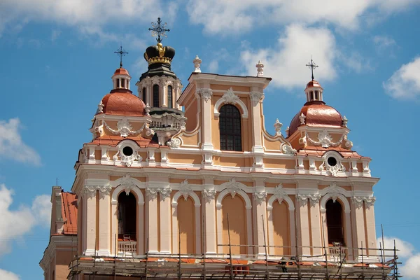 Szczyt Kościół św Kazimierza w Wilnie. — Zdjęcie stockowe