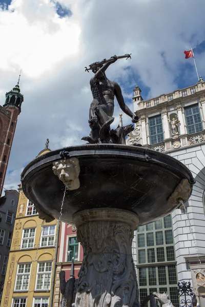 Fontein van Neptunus in gdansk. — Stockfoto