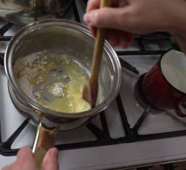 Lazanya hazırlanması.