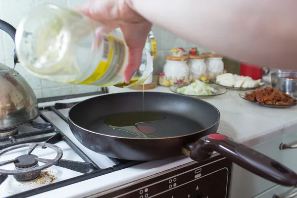 Voorbereiding van lasagne. — Stockfoto