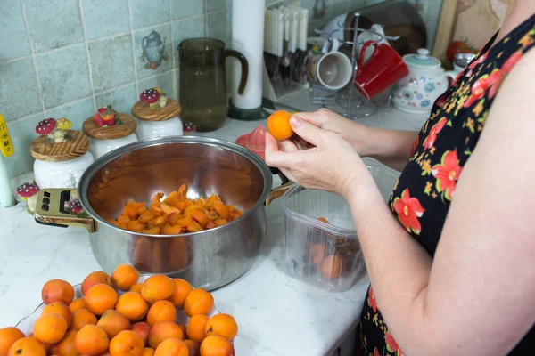 Apricot jam. — Stock Photo, Image