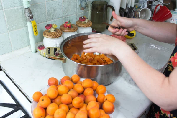 Apricot jam. — Stock Photo, Image