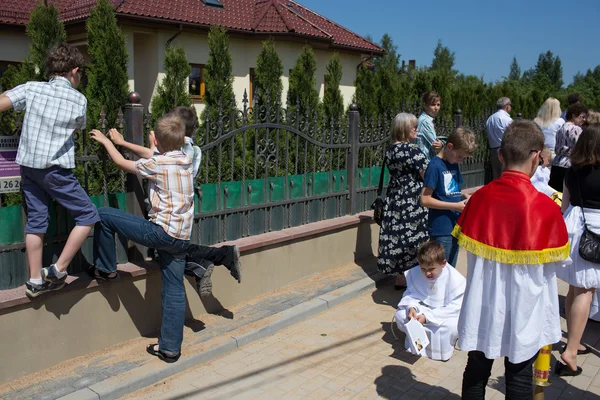 Náboženská procesí na den Božího těla. — Stock fotografie