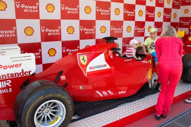 Lego ferrari - kopya otomobil.