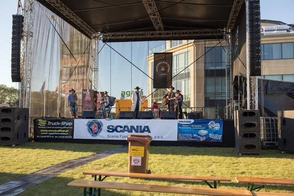 Signorina Scania. Concerto musica country . — Foto Stock