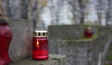 tüm azizler oktav. heroes son ebedi istirahat yeri.