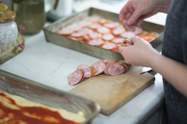 Pizza domů v polských podmínkách. — Stock fotografie