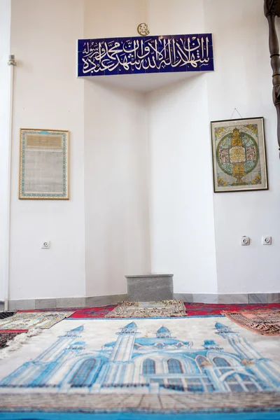 モスクへの訪問. — ストック写真