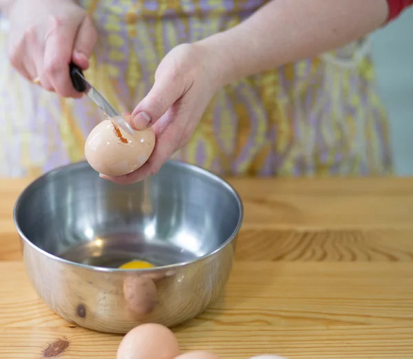 Preparación de huevos . — Foto de Stock