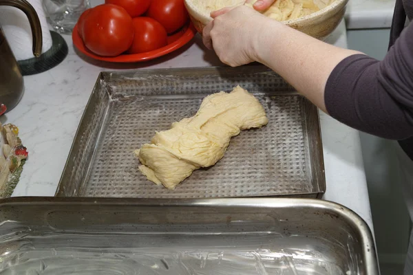 Casa de pizza en condiciones polacas . — Foto de Stock