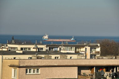 Sabah görüşürüz. Limanın gemi girişi. Gdansk Brzezno, Baltık Denizi. Gdansk Körfezi, Polonya.