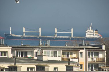 Sabah görüşürüz. Limanın gemi girişi. Gdansk Brzezno, Baltık Denizi. Gdansk Körfezi, Polonya.