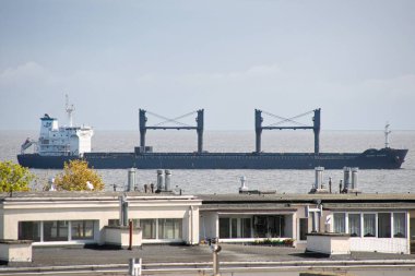 Sabah görüşürüz. Limanın gemi girişi. Gdansk Brzezno, Baltık Denizi. Gdansk Körfezi, Polonya.