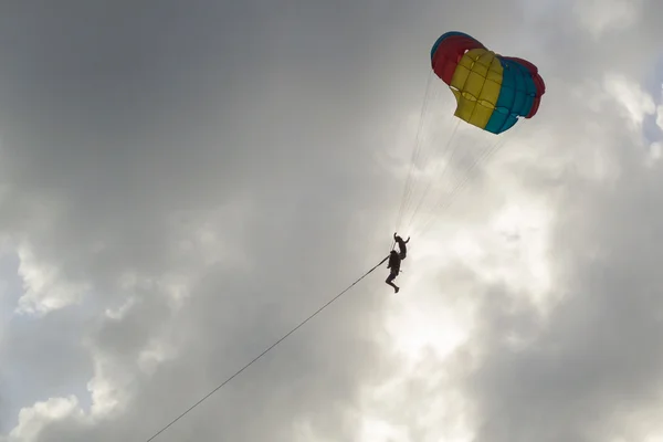 Parachutespringen — Stockfoto