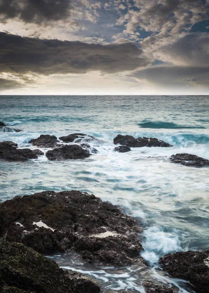Sturm auf dem Meer. Zusammensetzung der Natur. — Stockfoto