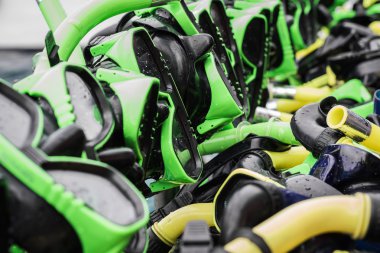 şnorkel ve dalış maskeleri