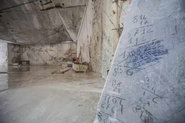 La cueva de Carrara — Foto de Stock