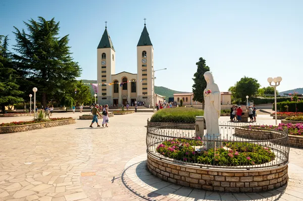 Sanktuarium w Medziugorie i Kościół — Zdjęcie stockowe