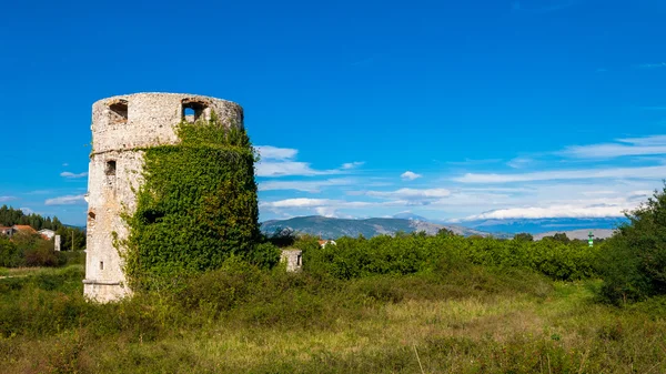 An old abandoned fort from the time of the Ottoman Empire — Stock Photo, Image
