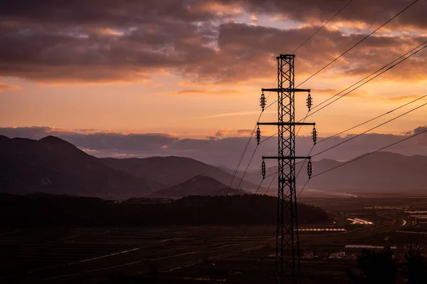 Líneas Alta Tensión Estación Distribución Electricidad Torre Transmisión Eléctrica Alto — Foto de Stock