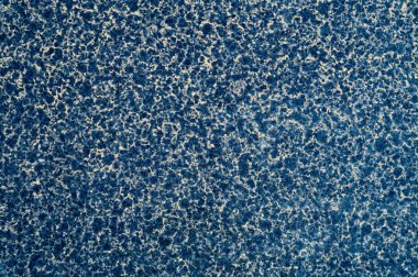 Güzel, soyut, pis, mavi, sıva duvarlı arka plan. doku arkaplanı. tümsek ya da yer değiştirme haritası.