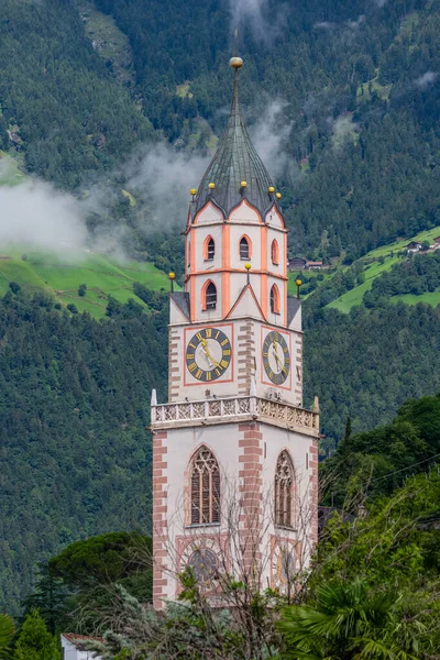 View Merano South Tyrol Parish Church Nicholas 14Th 15Th Centuries — Stock Photo, Image