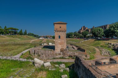 Maximus Sirki (İtalyanca: Circo Massimo) İtalya 'nın başkenti Roma' da bulunan Moletta 'nın antik harabeleri ve ortaçağ Kulesi.