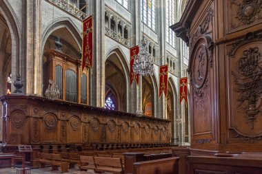 Interior of the Cathedral of the Holy Cross (Cathdrale Sainte-Croix d'Orlans).