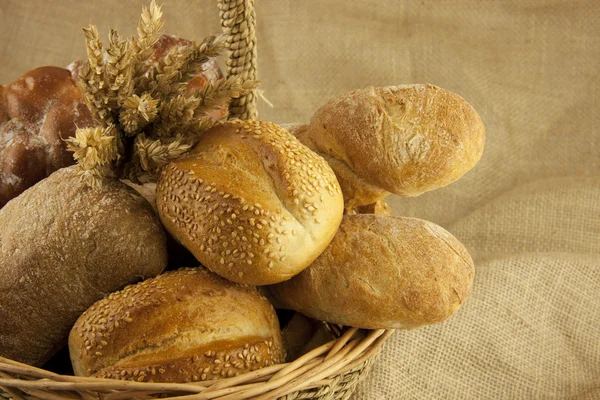 Färskt bröd och bakverk — Stockfoto