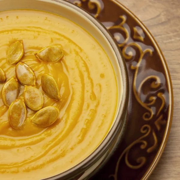 kremalı balkabağı çorbası