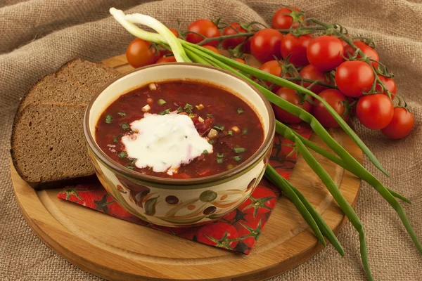 Borsch soep met zure room — Stockfoto