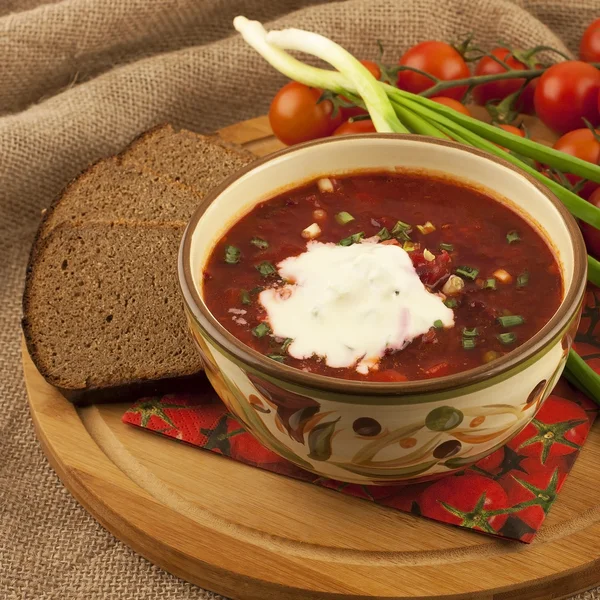 Zuppa borsch con panna acida — Foto Stock