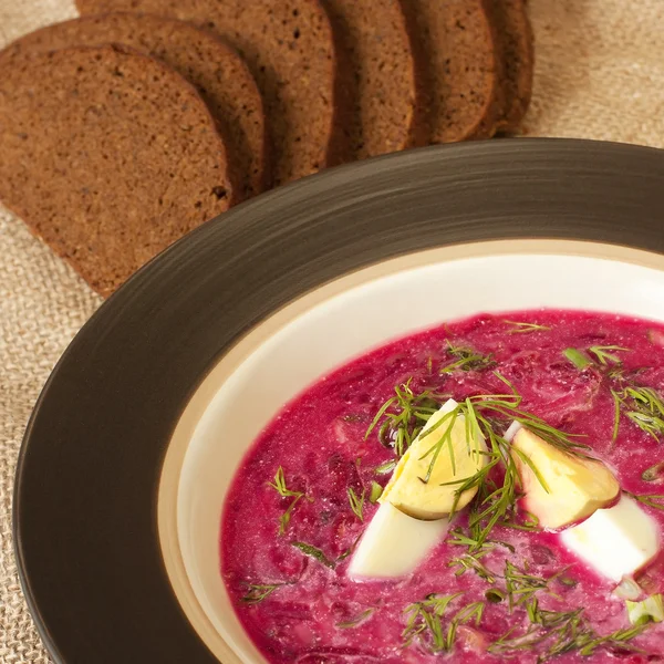 Cold vegetable soup with beet — Stock Photo, Image