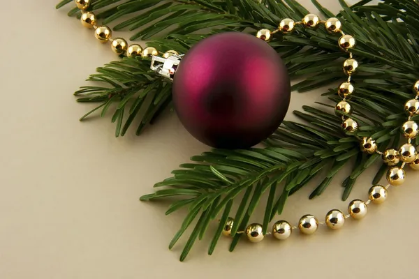 topları ile yılbaşı süsleme