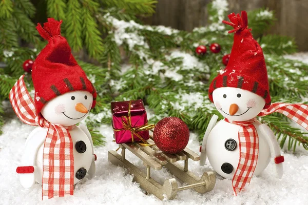 Muñeco de nieve feliz con decoración de Navidad — Foto de Stock