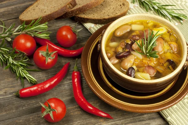 Sopa vegetariana de feijão — Fotografia de Stock