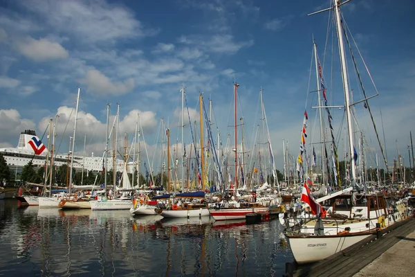 Barcos en puerto durante The Tall Ships Races Baltic 2013 —  Fotos de Stock