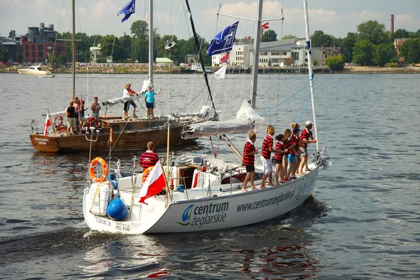 Crew of the ship  during The Tall Ships Races Baltic 2013 — Stock Photo, Image