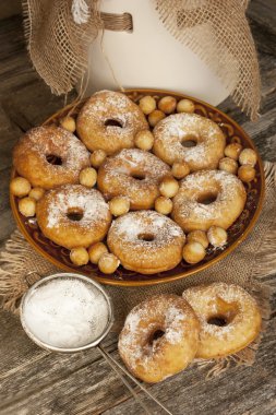 krema şeker ile lezzetli tatlı çörek