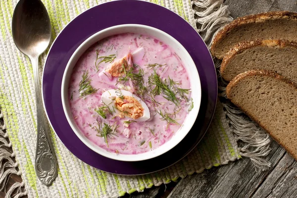 Cold vegetable soup with beet, cucumber and sour cream — Stock Image Cold vegetable soup with beet, cucumber and sour cream Stock Picture