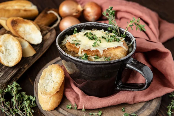 Cheesy Vegetarian French Onion Soup Ceramic Bowl Selective Focus Shallow — Stock Photo, Image