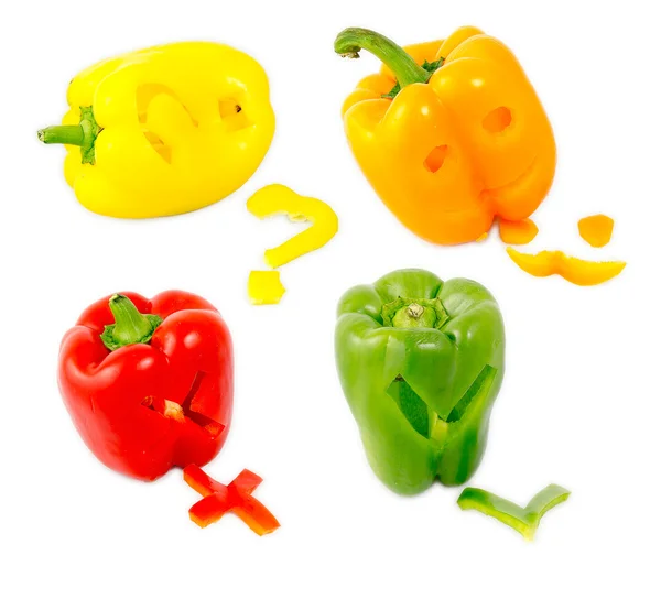Ένα μείγμα από διαφορετικά χρωματιστές πιπεριές που απομονώνονται σε λευκό πίσω — Φωτογραφία Αρχείου