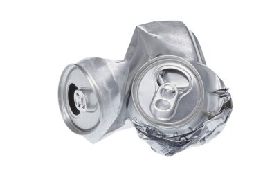 kırık soda izole üzerinde beyaz arka plan yapabilirsiniz.