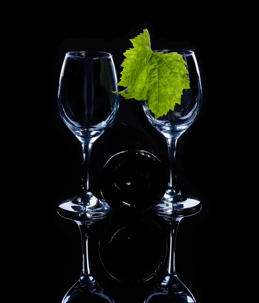 Garrafa de vinho e vidro. — Fotografia de Stock