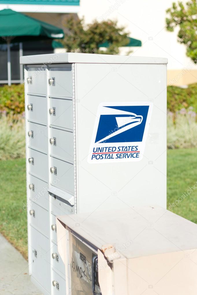 SACRAMENTO, USA SEPTEMBER 23 USPS street box on September 23, Stock Editorial Photo